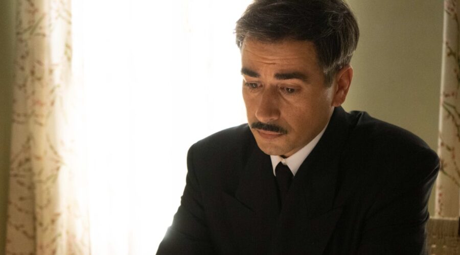 Iago García (Ventura) in una scena di “Un altro domani”. Credits: Mediaset