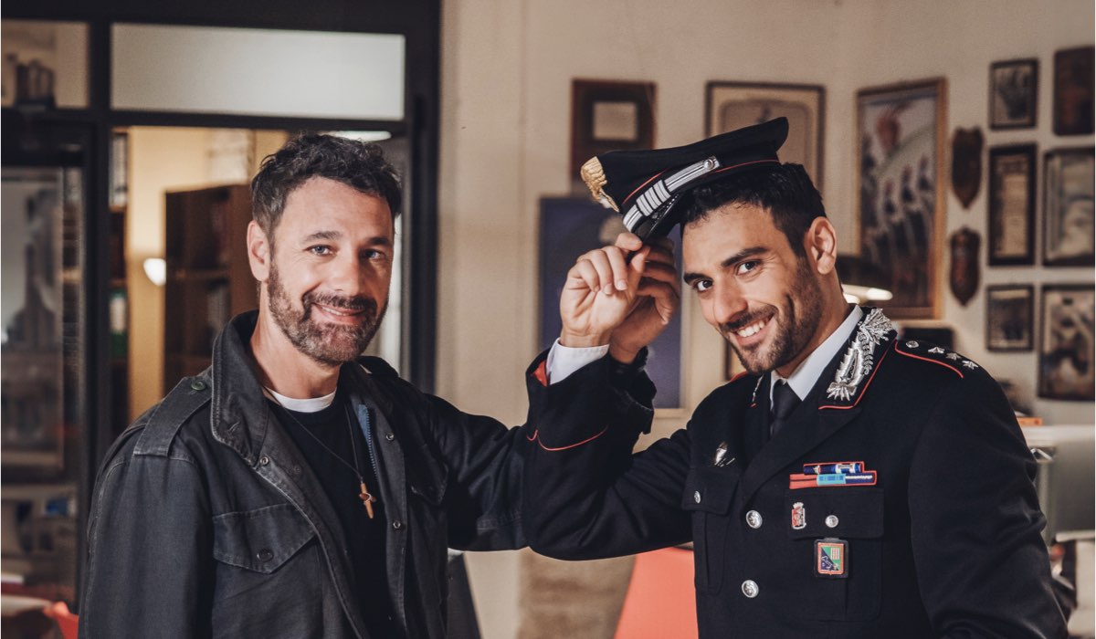 Da sinistra: Raoul Bova e Eugenio Mastrandrea In