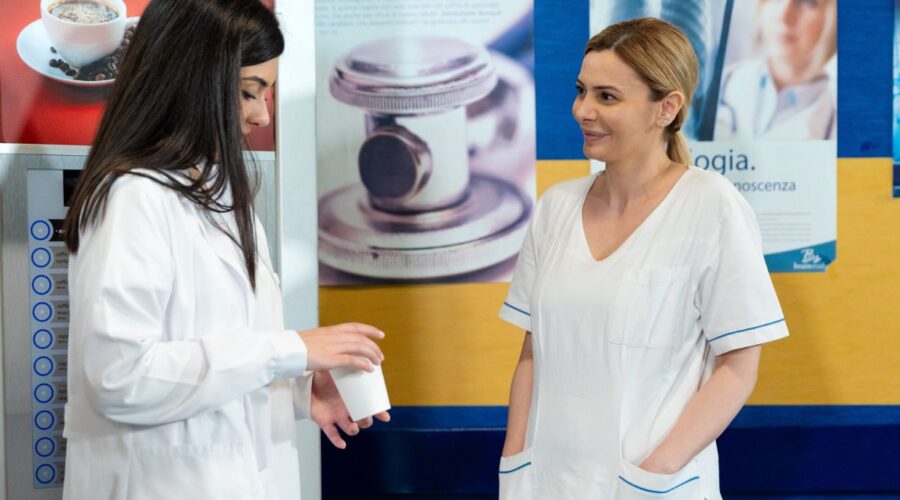 Giorgia Gianetiempo (Rossella) e Annalisa Pennino (Ada) in 