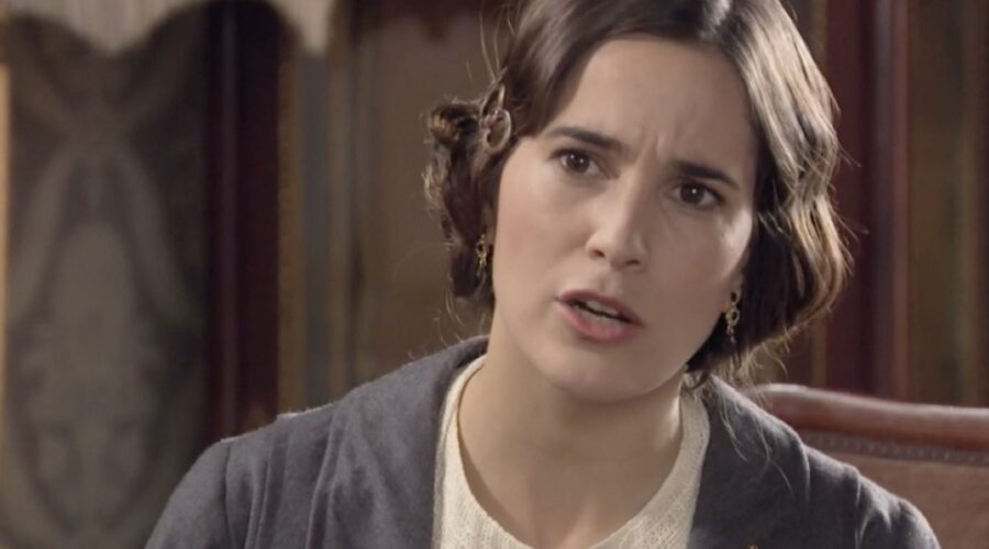 Celia Freijeiro (Adela Silva Torrealba) in una scena della puntata 100 di 