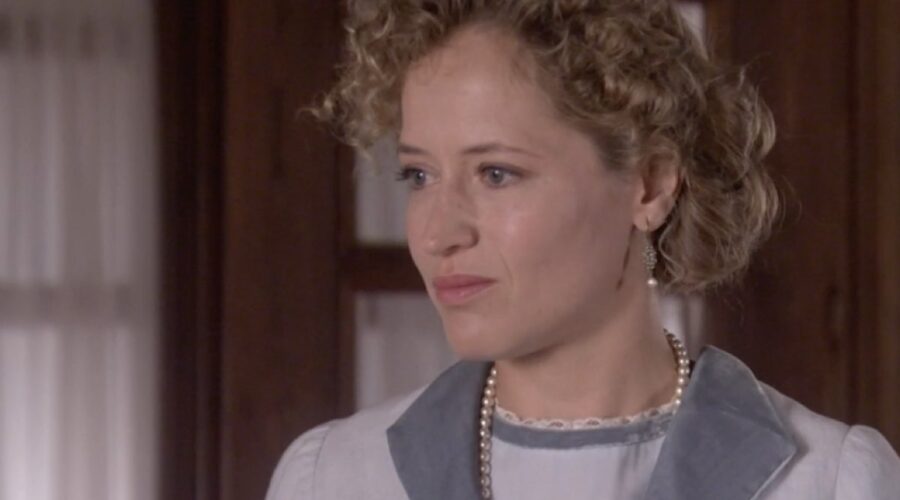 Marta Larralde (Diana Silva Torrealba) in una scena della puntata 100 di