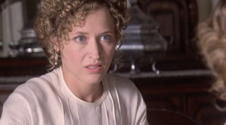 Marta Larralde (Diana Silva Torrealba) in una scena della puntata 100 di