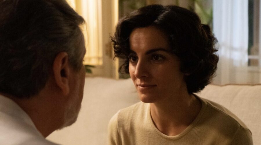 Silvia Acosta (Patricia) in una scena di “Un altro domani”. Credits: Mediaset