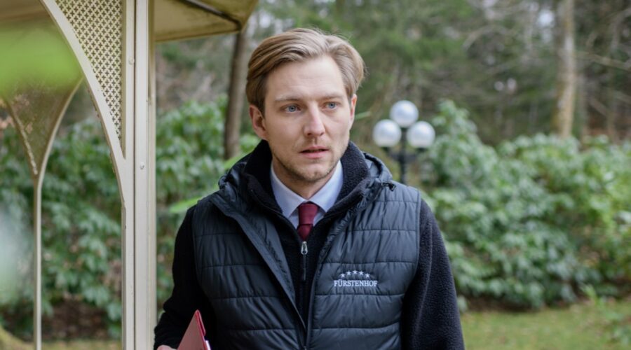 Matthias Zera interpreta Henning in “Tempesta D'Amore”. Credits: Das Erste/Mediaset.