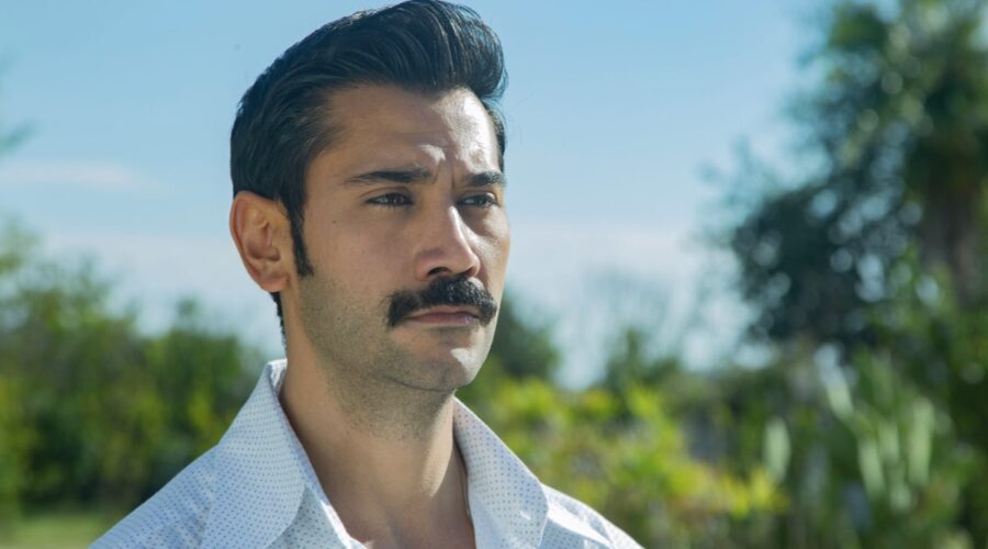 Ugur Günes (Yilmaz) in una scena di “Terra Amara”. Credits: RTI Mediaset.