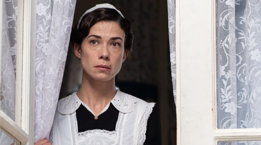 Andrea Del Rio (Teresa Villamil) in una scena de 