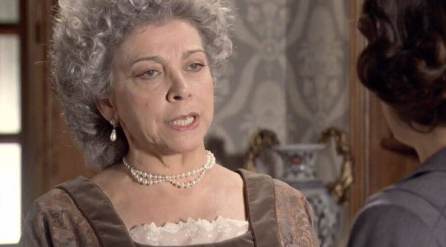 in una scena della puntata 100 di 