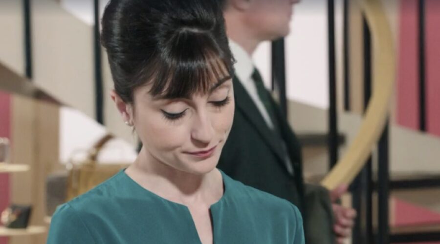 Elisa Cheli (Paola Galletti in Cecchi) in una scena della puntata 2 de