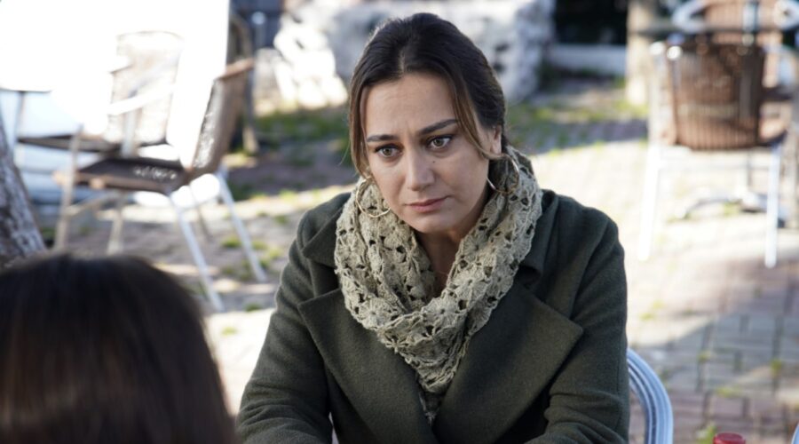 Incinur Sevimli (Benal) in una scena di “My Home My Destiny”. Credits: RTI Mediaset.