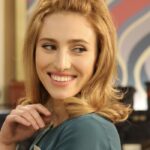 Ilaria Maren (Delia Bianchetti) in un posato per 