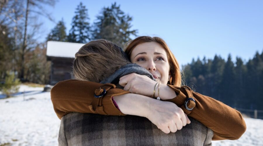 Sophia Schiller (Constanze Von Thalheim) in “Tempesta D'Amore”. Credits: Das Erste/RTI Mediaset.