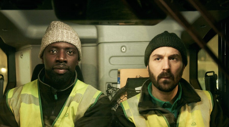 Assane (Omar Sy) E Ben (Antoine Gouy) In Una Scena Della Terza Parte Di Lupin Credits Netflix