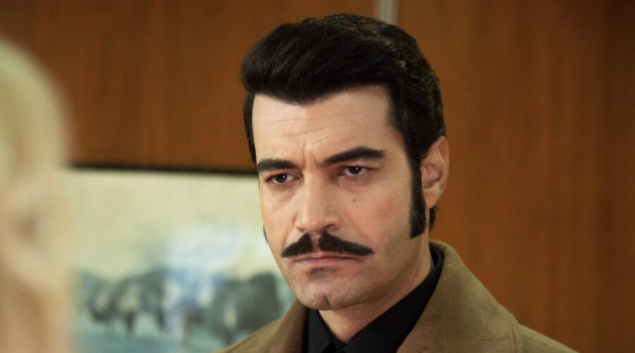 Murat Ünalmis (Demir) in una scena di “Terra Amara”. Credits: Mediaset.