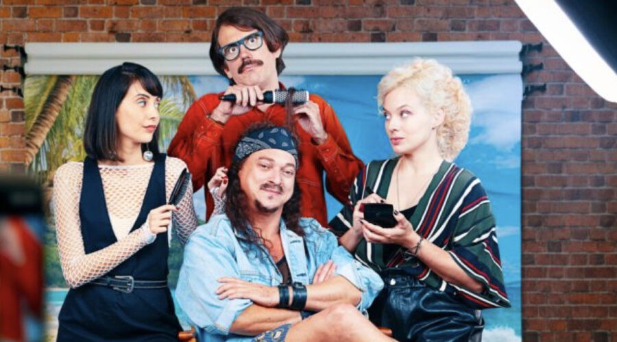 Immagine Di Copertina Di Compro Like Credits Disney Plus