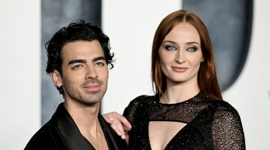 Joe Jonas, Sophie Turner Attend The 2023 Vanity Fair Oscar Party Photo By Lionel Hahn Getty Images