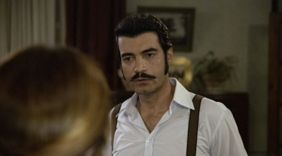 Murat Ünalmis (Demir) in una scena di “Terra Amara”. Credits: Mediaset.