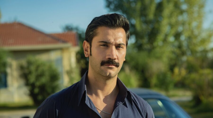 Ugur Günes in una scena di “Terra Amara”. Credits: Mediaset.