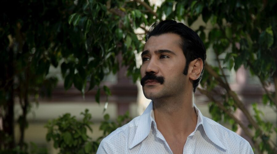 Ugur Günes (Yilmaz) in una scena di “Terra Amara”. Credits: Mediaset