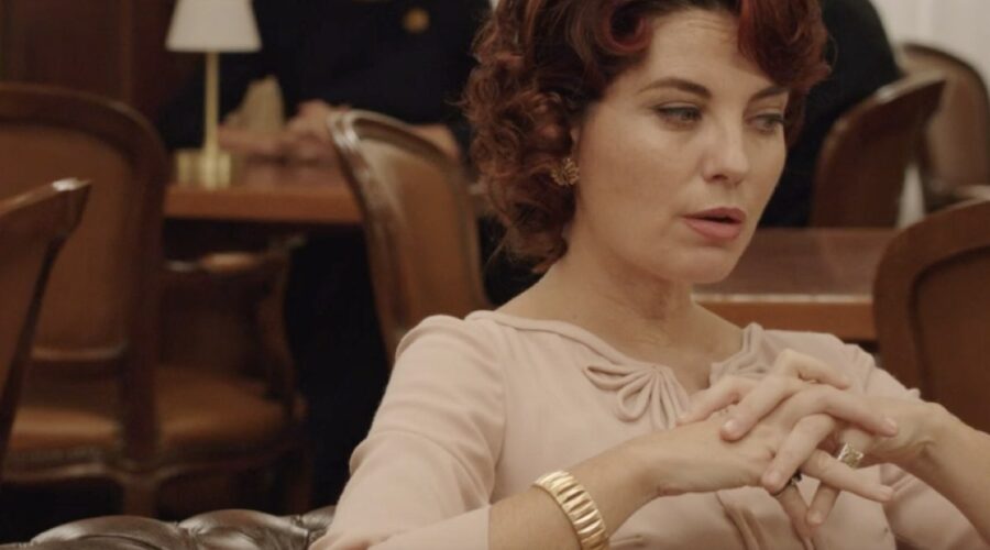 Vanessa Gravina (Adelaide Di Sant'Erasmo) in una scena della puntata 110 de 