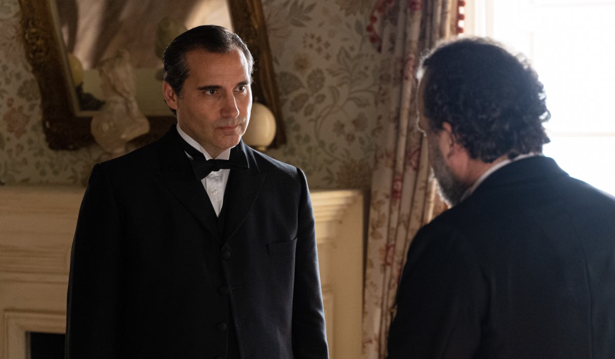 Da sinistra: Bruno Lastra (Gregorio) e Manuel Regueiro (Alonso Luján) in una scena de 