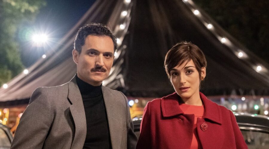 Da sinistra: Alessandro Tersigni e Pilar Fogliati nella seconda stagione di “Cuori”. Credits Aurora TV/Rai Com.