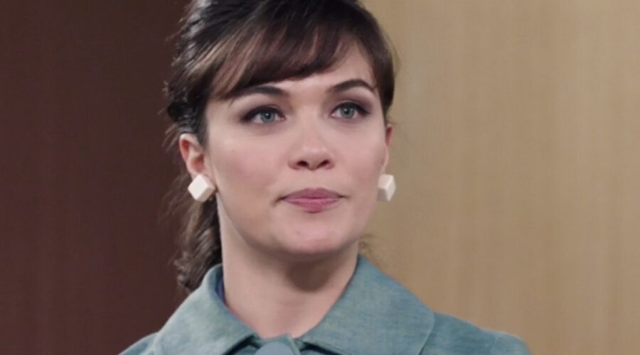 Gloria Radulescu (Marta Guarnieri) in una scena della puntata 144 de 