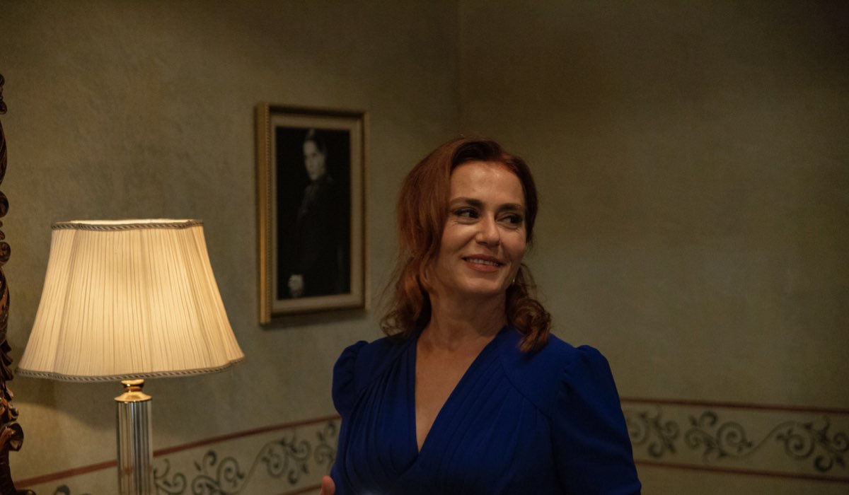 Nazal Kesal (Sevda Çaglayan) in una scena di 