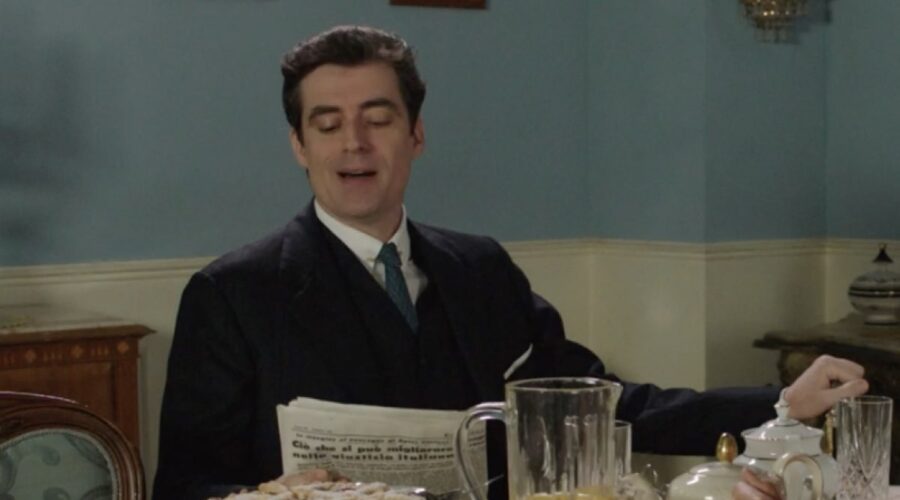 Flavio Parenti (Tancredi Di Sant'Erasmo) in una scena della puntata 6 de 