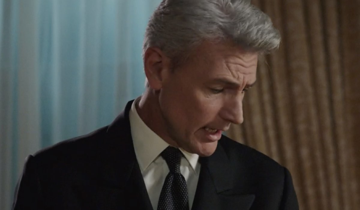 Roberto Farnesi (Umberto Guarnieri) in una scena della puntata 2 de 