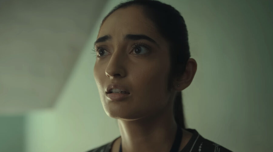 Arushi Sharma In Una Scena Di Kaala Paani Credits Netflix