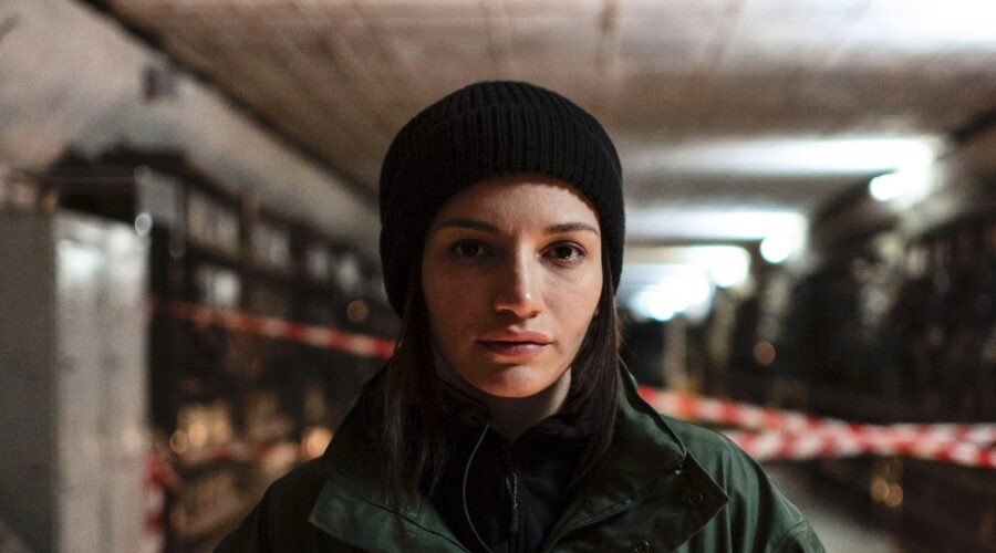 Carlotta Antonelli In Una Scena Di Everybody Loves Diamonds Credits Prime Video