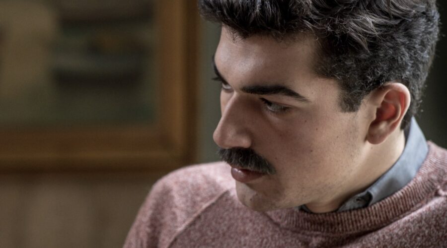 Giacomo Giorgio (Luciano Claps) in una scena di