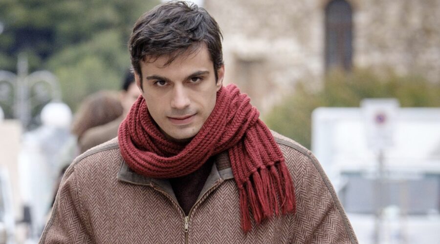 Gianmarco Saurino (Gildo Claps) in una scena di