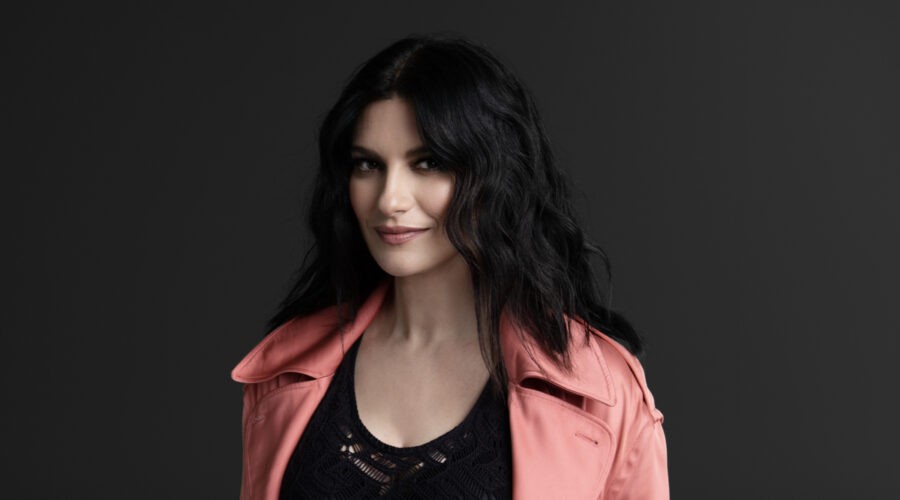 Laura Pausini In Un Posato Per I Leoni Di Siciali Credits Disney Plus