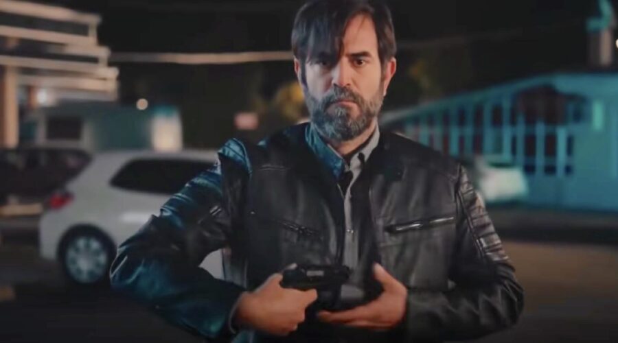 Burhan (Teoman Kumbaracıbaşı) si toglie la vita in “My Home My Destiny”. Credits: YouTube/TV8.