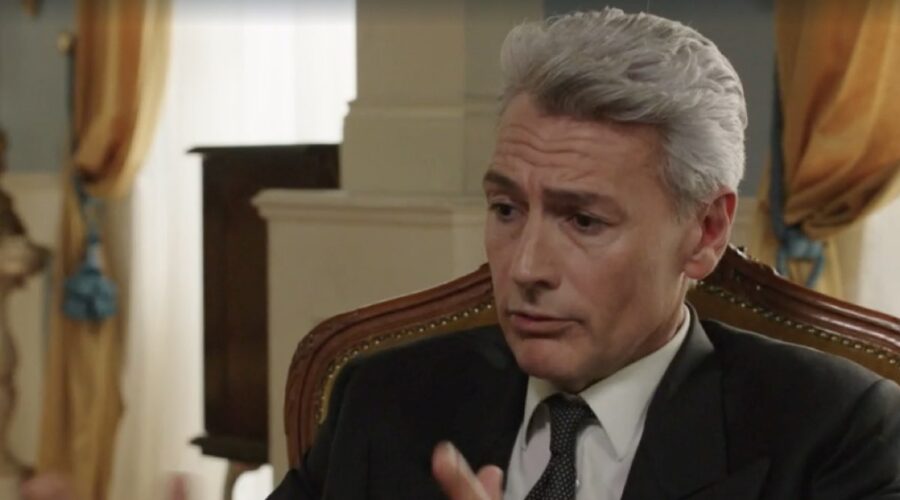 Roberto Farnesi (Umberto Guarnieri) in una scena della puntata 24 de 