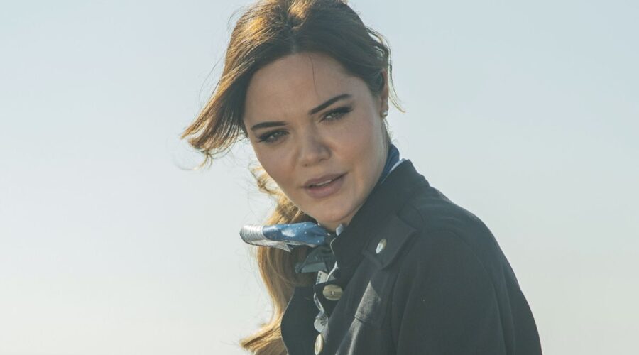 Hilal Altınbilek (Züleyha) in una scena di