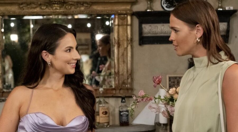 Abby Mannich E Brittany Bell In Love In Fairhope Credits Disney Plus
