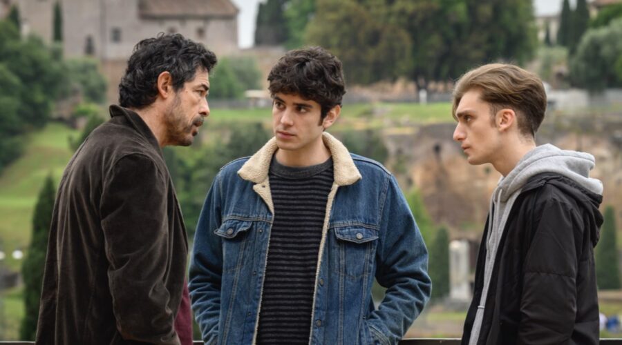 Da sinistra: Alessandro Gassmann (Dante Balestra), Nicolas Maupas (Simone Balestra) e Domenico Cuomo (Domenico