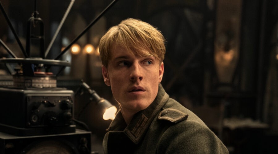 All The Light We Cannot See. Louis Hofmann As 16 Year Old Werner In Episode 101 Of All The Light We Cannot See. Cr. Katalin Vermes Netflix