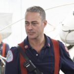 Taylor Kinney in una scena di “Chicago Fire”. Credits: RTI Mediaset.