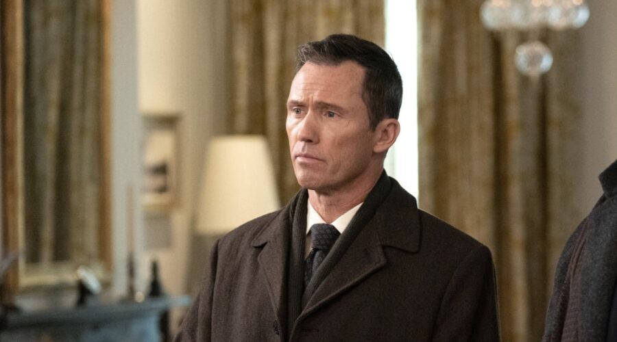 Jeffrey Donovan interpreta il Detective Frank Cosgrove in “Law & Order