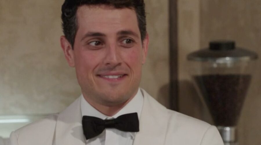 Emanuel Caserio (Salvatore Amato) in una scena della puntata 30 de 