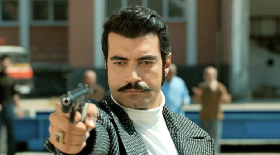 In “Terra Amara” Demir spara a Fekeli: cosa è successo. Credits: Cattura schermo/Antena 3.