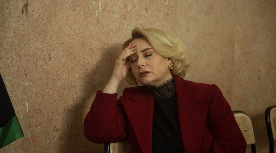 Sibel Taşçıoğlu (Sermin) in una scena di “Terra Amara”. Credits: Mediaset.