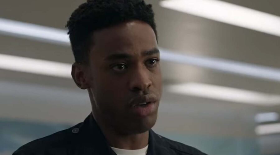 Titus Makin Jr. in una scena di