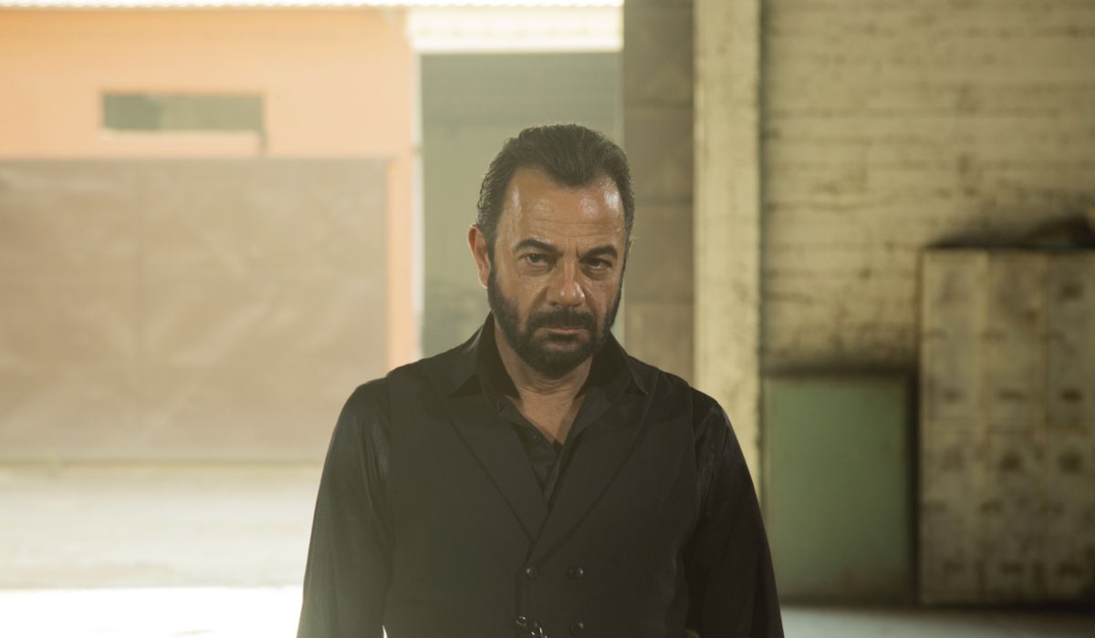 Kerem Alisik (Fekeli) in una scena di
