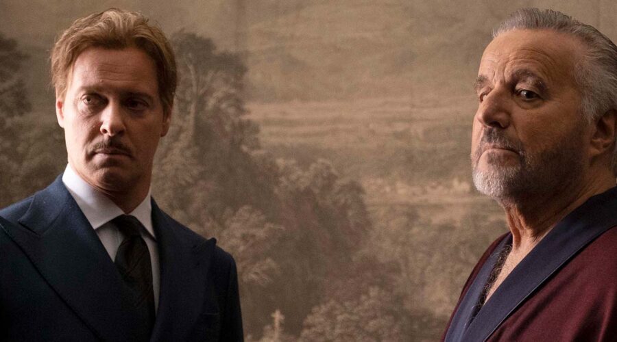 Pietro Sermonti e Christian De Sica in una scena di