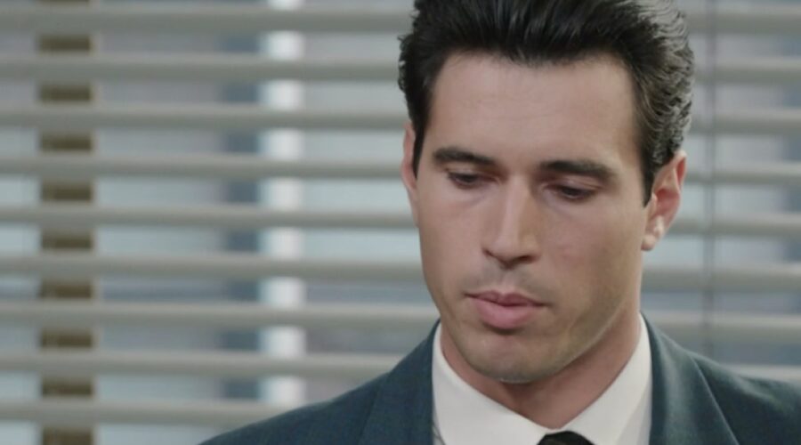 Danilo D'Agostino (Matteo Portelli) in una scena della puntata 49 de 