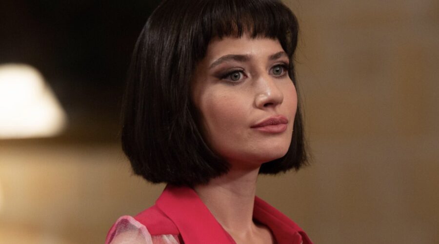 İlayda Çevik (Betül Arcan) in una scena di ”Terra Amara”. Credits: Mediaset